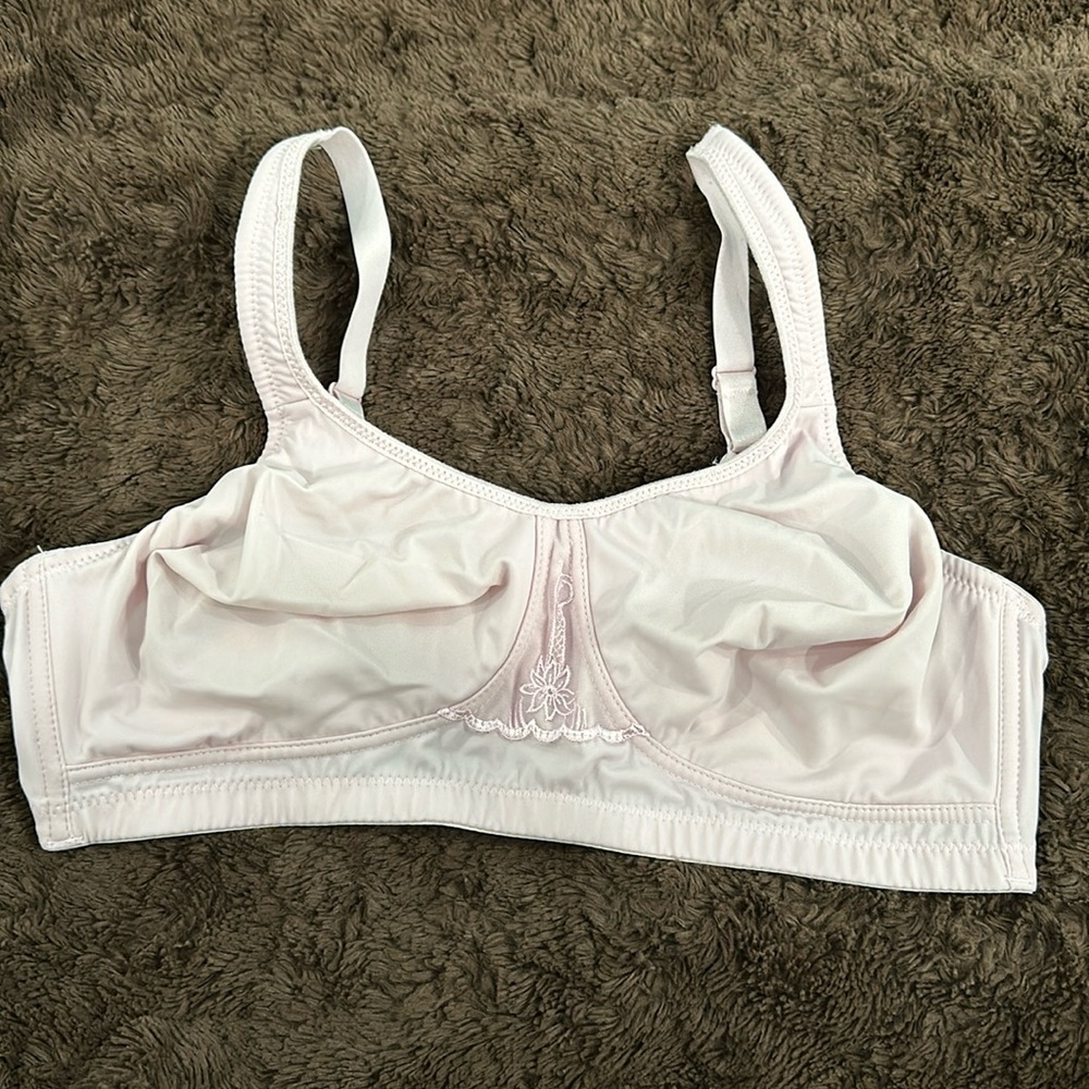 Avenue Body 42C Pink no underwire Bra